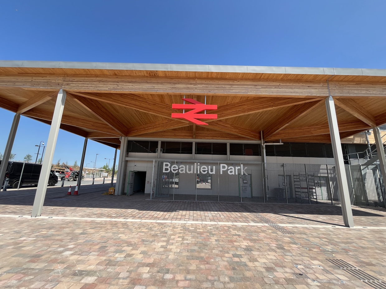 Beaulieu Park station Signage Project